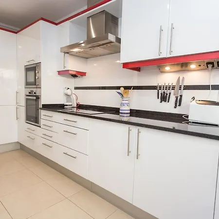 Stylish Townhouse - Facilities *